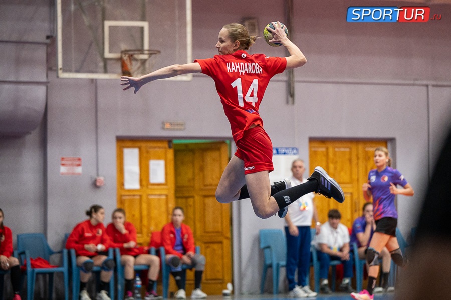 Анна Кандакова 